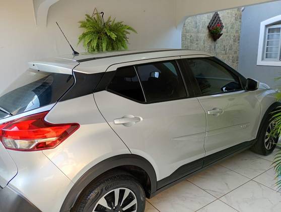 NISSAN KICKS 1.6 16V FLEXSTART SL 4P XTRONIC NISSAN KICKS 1.6 16V FLEXSTART SL 4P XTRONIC
